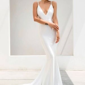 SHEIN LOVE+LEMONADE Ruched Detail Backless Floor Length Slip Dress